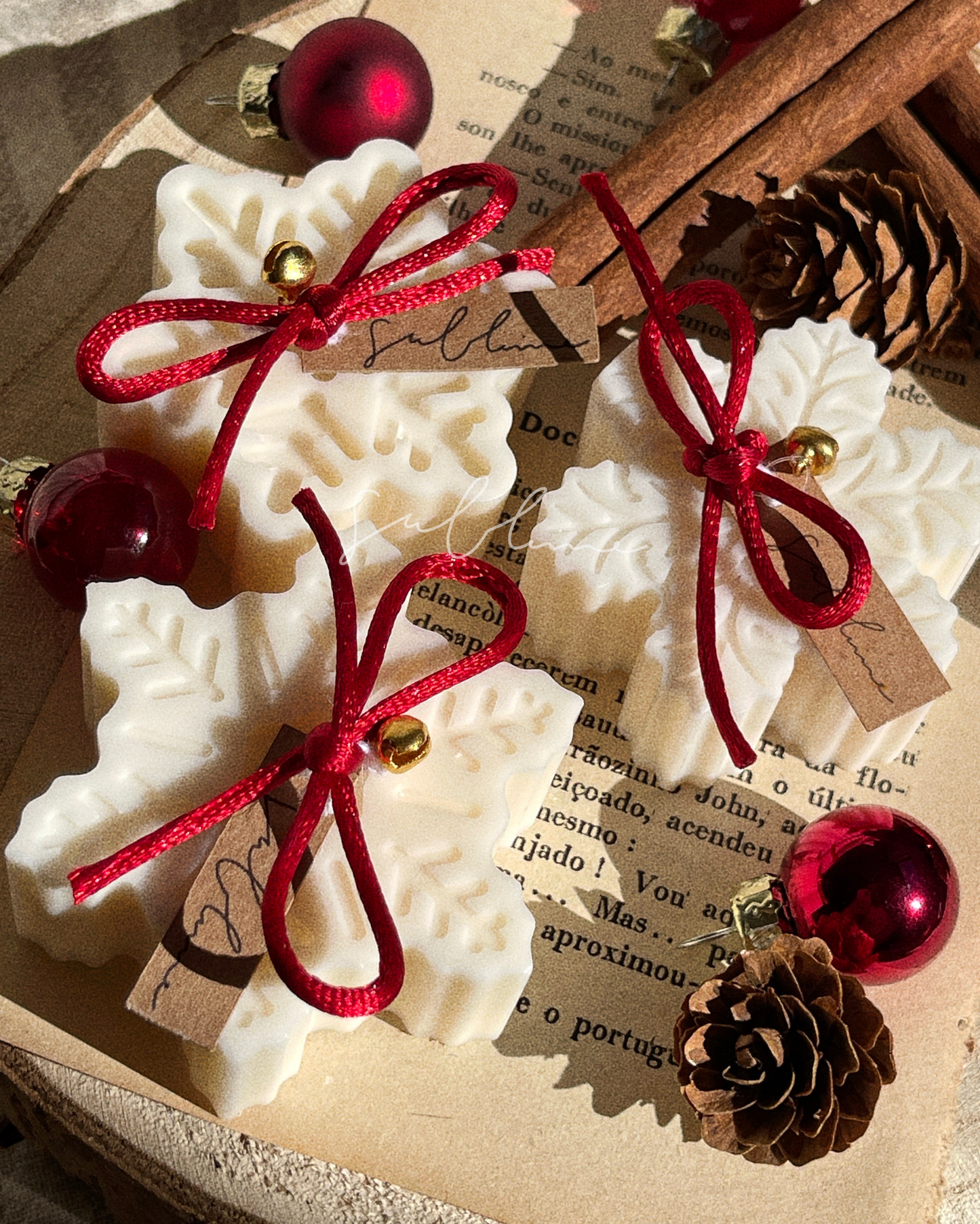 Vela Decorativa - Floco de Neve Moderno