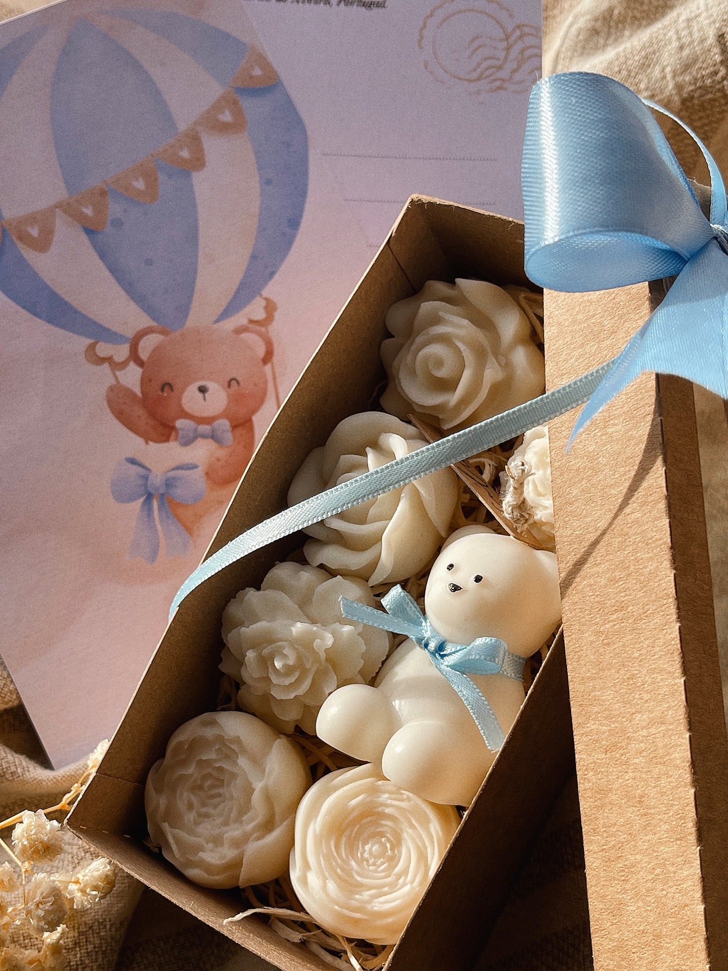 Coffret Perfumado Pequeno Urso | Vela Decorativa e Wax Melts n°02 Sublime - Lírio dos Balcãs