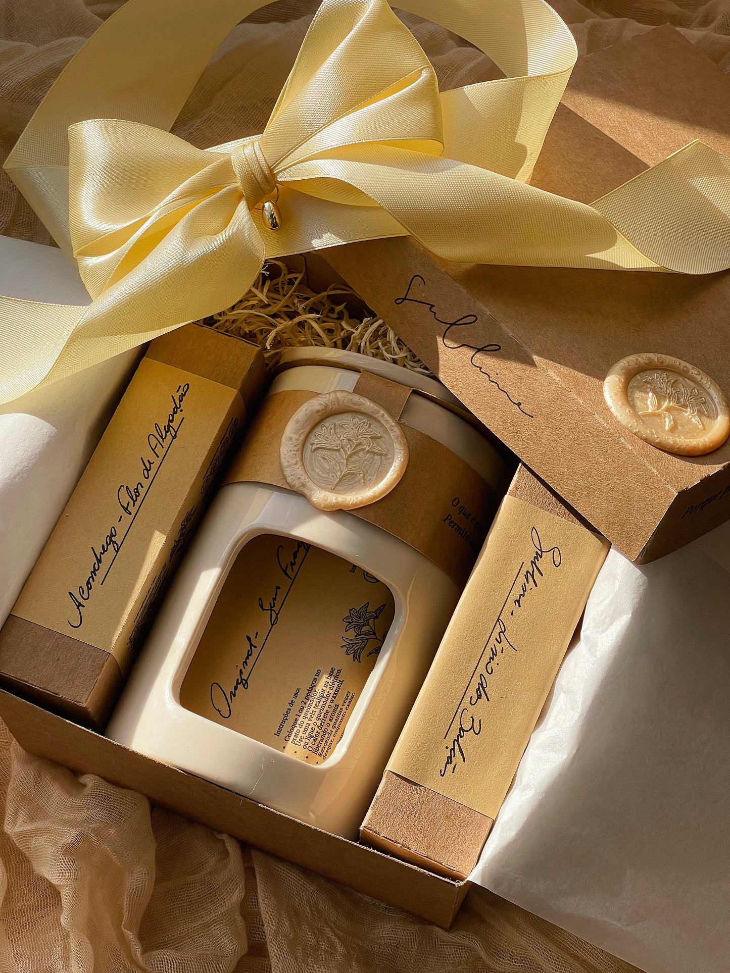Coffret Personalizado de Wax Melts - Queimador, 2 Fragrâncias de Wax Melts e Tealights (Últimas Unidades)