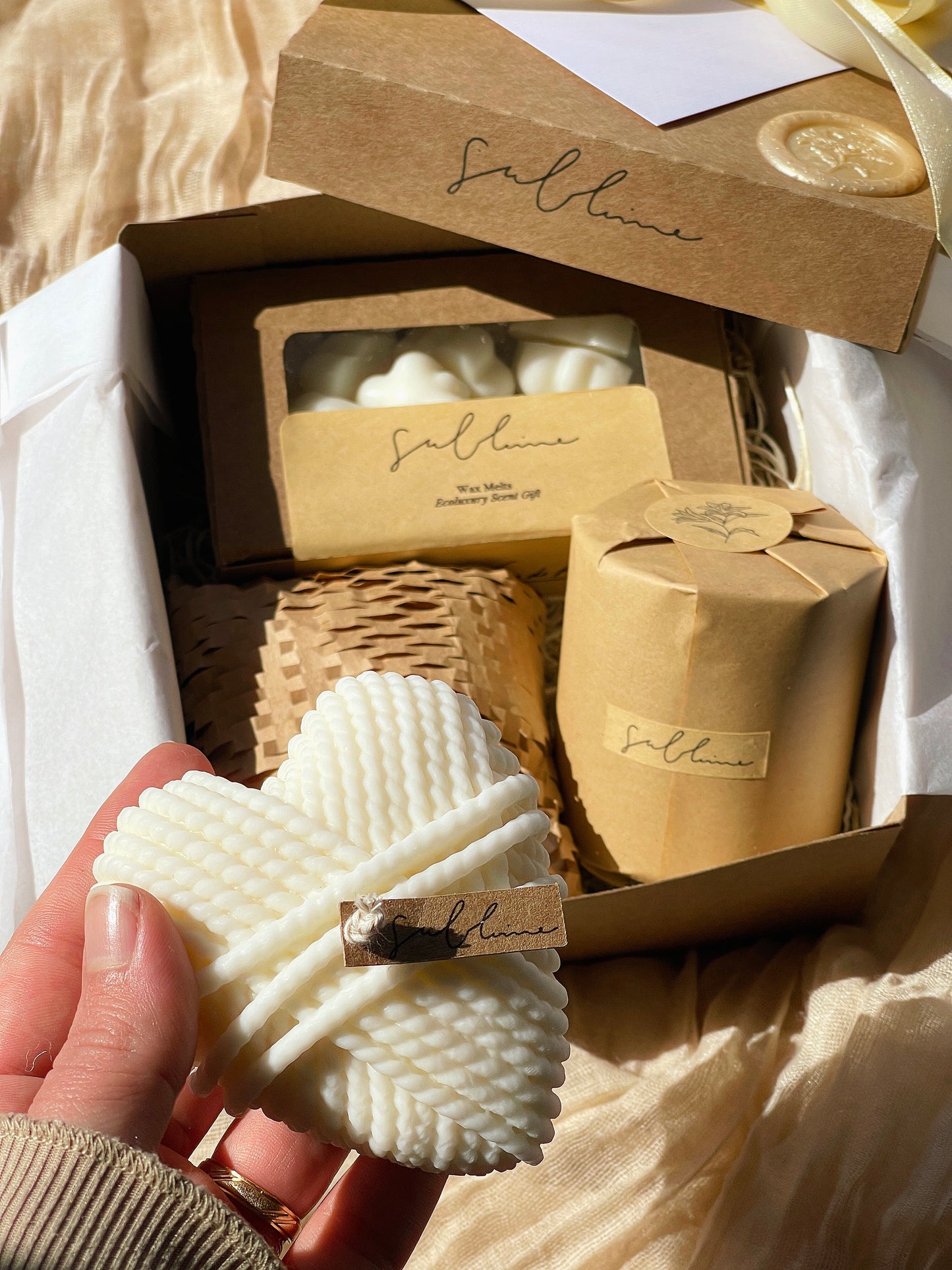 Coffret Best Sellers - Wax Melts, Vela Perfumada e Vela Decorativa Coração de Lã