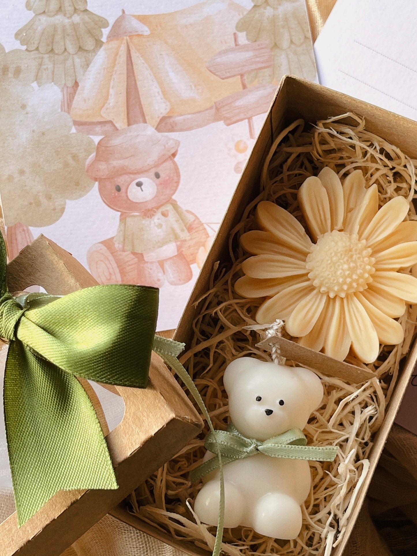 Coffret Perfumado Pequeno Urso | Vela Decorativa e Wax Melts n°03 Serenidade - Campo de Lavanda