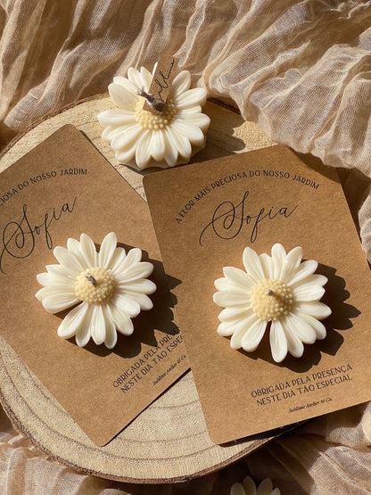 Vela Decorativa Margarida com Cartão Personalizado - Lembranças para Aniversários, Celebrações e Profissões de Fé