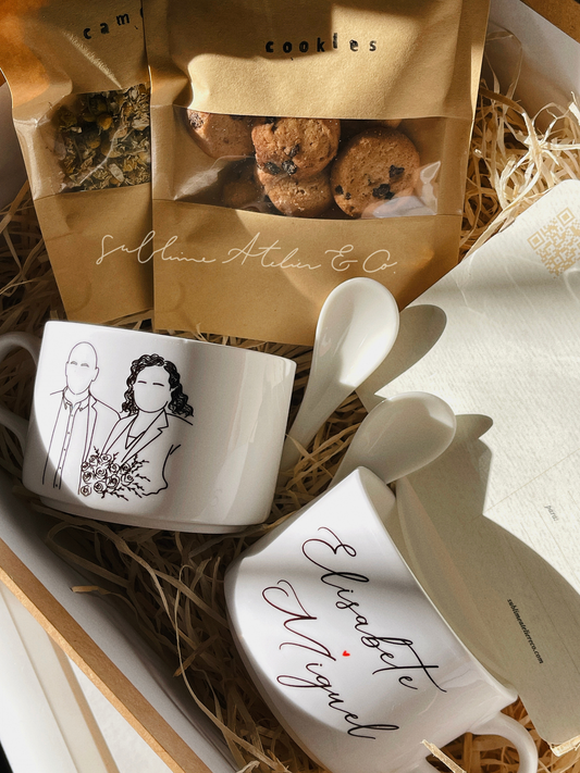 Coffret Duo de Chávenas Personalizadas: Nome, Frase e Ilustração