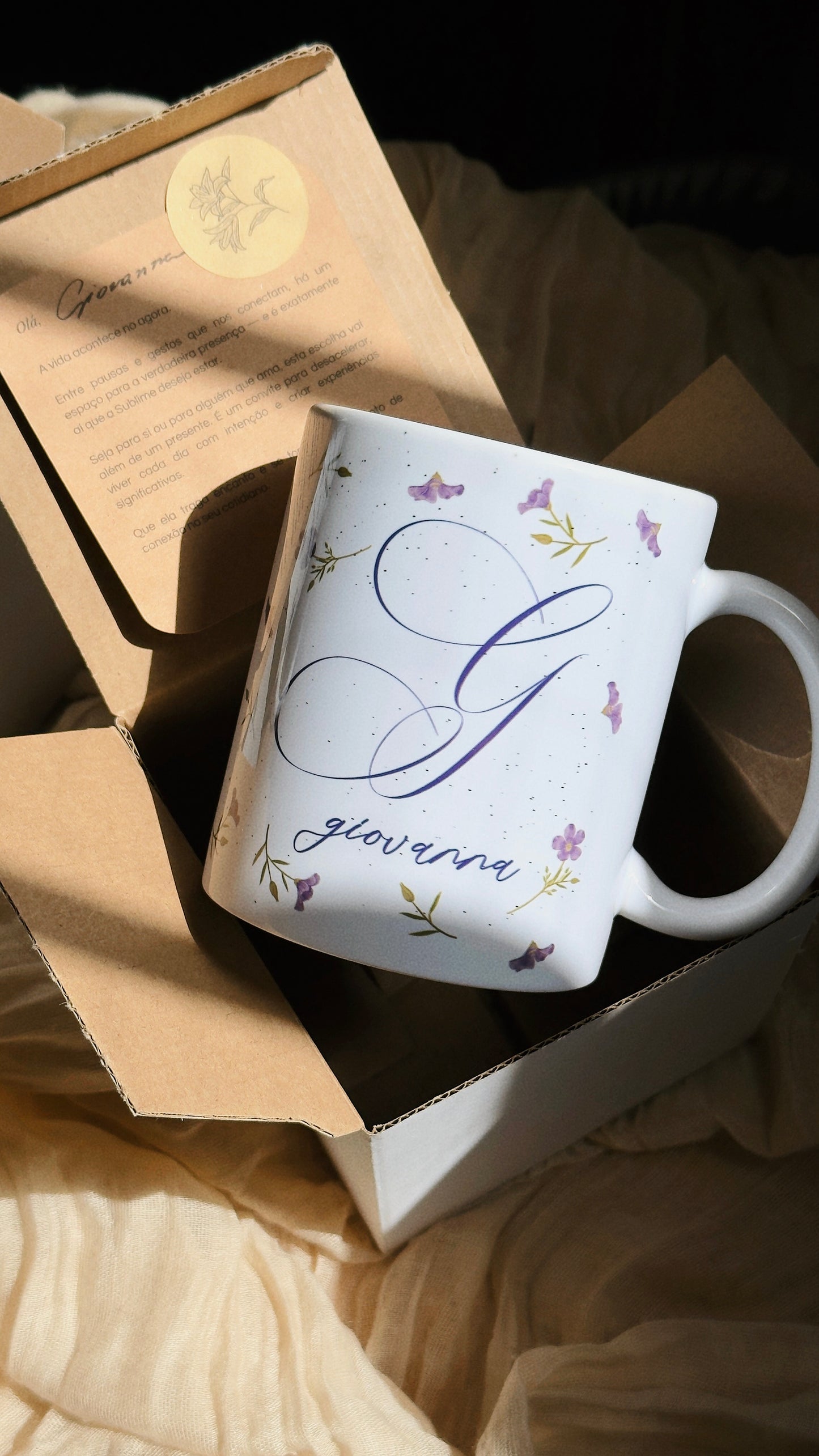 Caneca Clássica com Inicial e Frase Personalizada